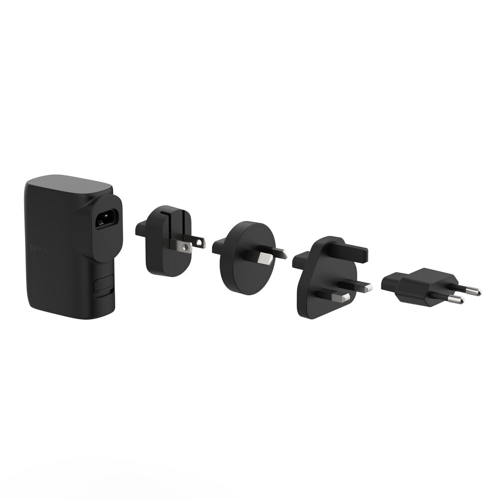 Belkin BoostCharge Hybrid 25W Wall Charger with 5000mAh Powerbank — Front, complete product