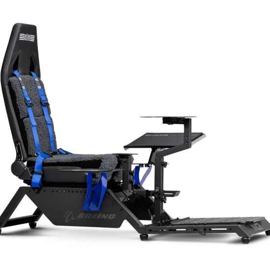 Flight Simulator: Boeing Commercial Edition — cockpit front three-quarter view